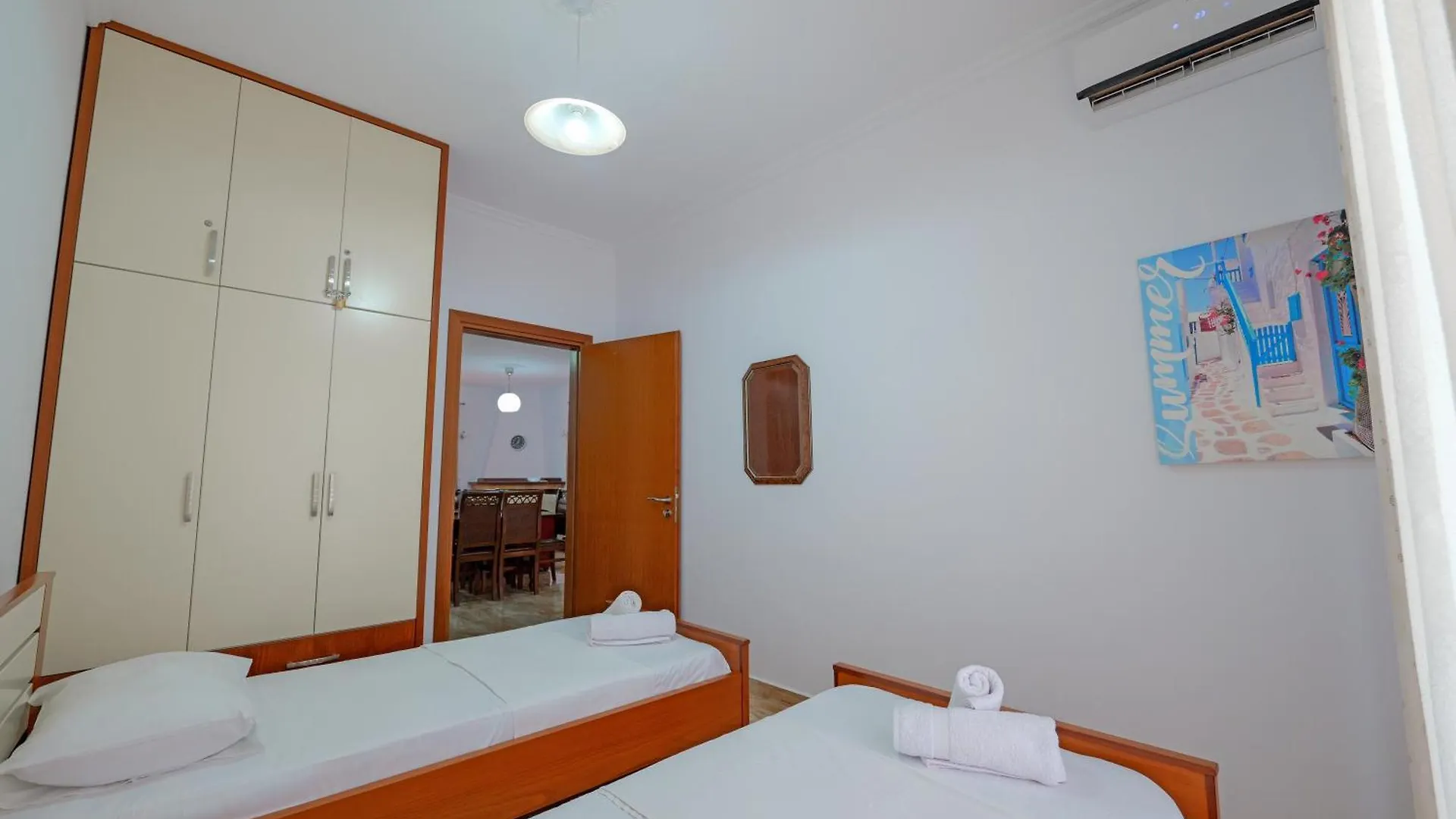 Guesthouse Moonlight Downtown Ksamil Albania